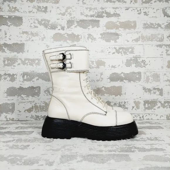 NEW Vince Camuto Monchia Black White Women's Chunky Ankle Boots B443