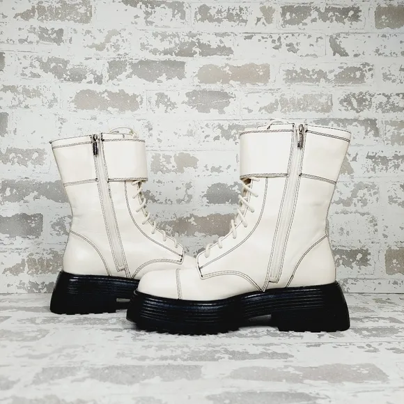 NEW Vince Camuto Monchia Black White Women's Chunky Ankle Boots B443