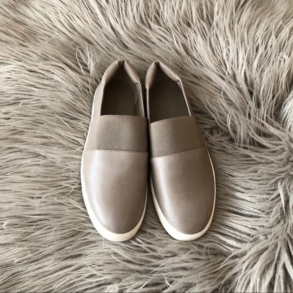 NEW Vince Corbin slip on gray leather sneakers