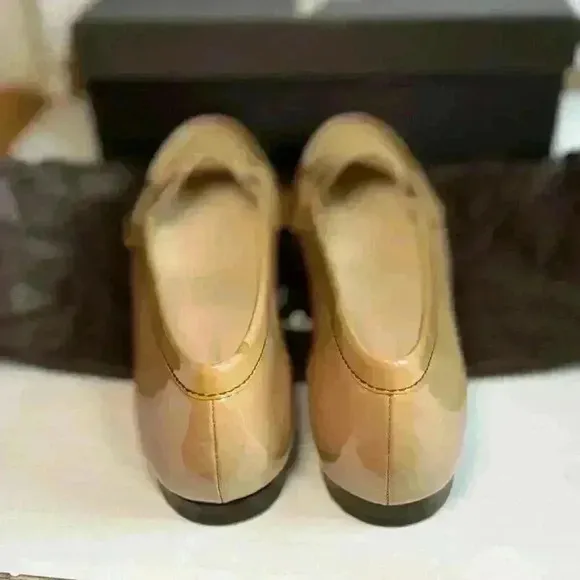 New Vtg Cole Haan Beige Tan Patent Leather Penny‎ Loafers Women's Size 10.5