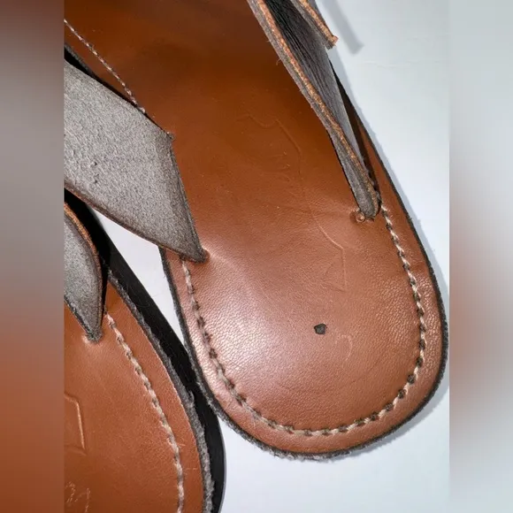 Ngaye Sandals: Brown S-Slide unisex