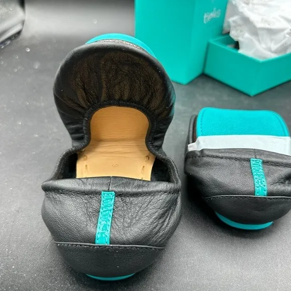 NIB Tieks Sz 8 Shoes Matte Black Ballet Flats Foldable w/ Box Tote Storage Bag