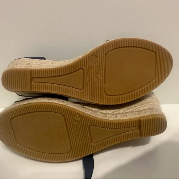 NIB Viscate, Navy Espadrilles, 39/8