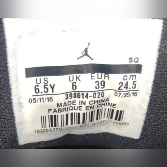Nike Air Jordan 3 Retro BG 'Cyber Monday’ GS Sneakers Size 6.5Y MSRP $140