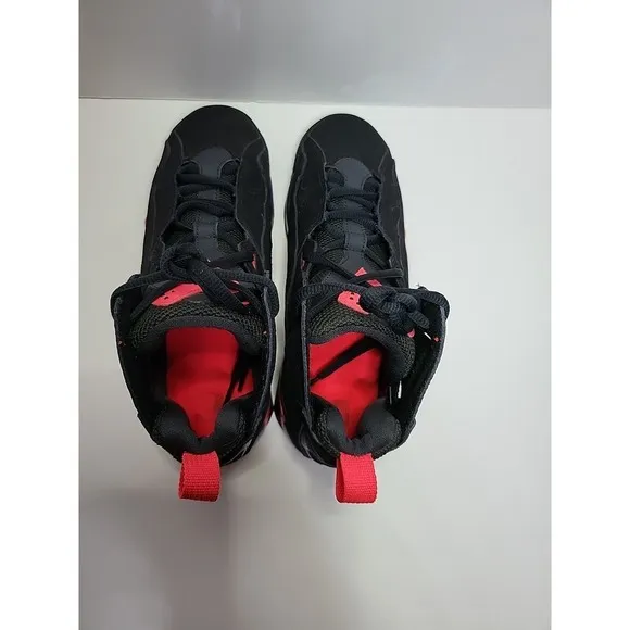 Nike Air Jordan True Flight Size 5Y Black GS Red 343795-062 Youth Boys Shoe