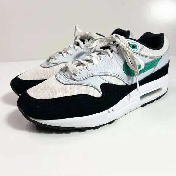 Nike Air Max I Sneakers White, Black and Green Size 9.5