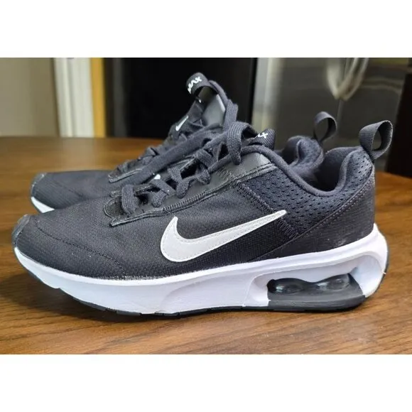 Nike Air Max Intrlk Lite Black &amp; White Women Sneakers Size 7