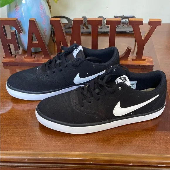 Nike Black and White Skateboarding Sneakers. SB Check