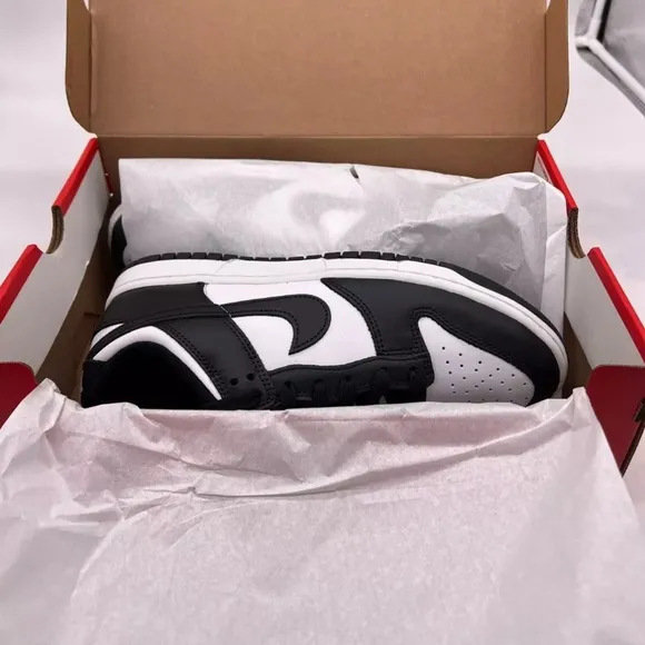 Nike Dunk Low Panda Women’s size 9