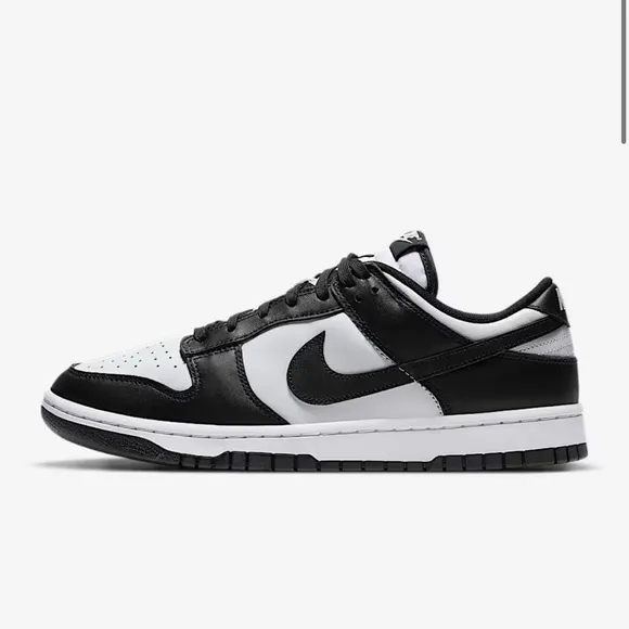 Nike Dunk Low Panda Women’s size 9