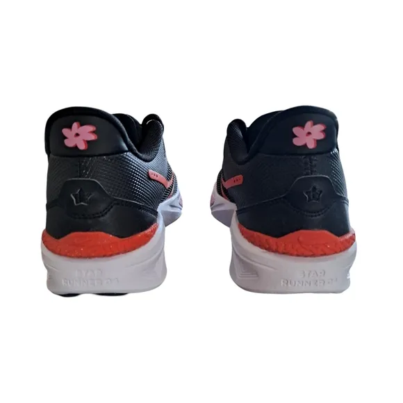 Nike Girls Star Runner 4 NN Special Edition (GS) Sneakers Size 5.5Y New