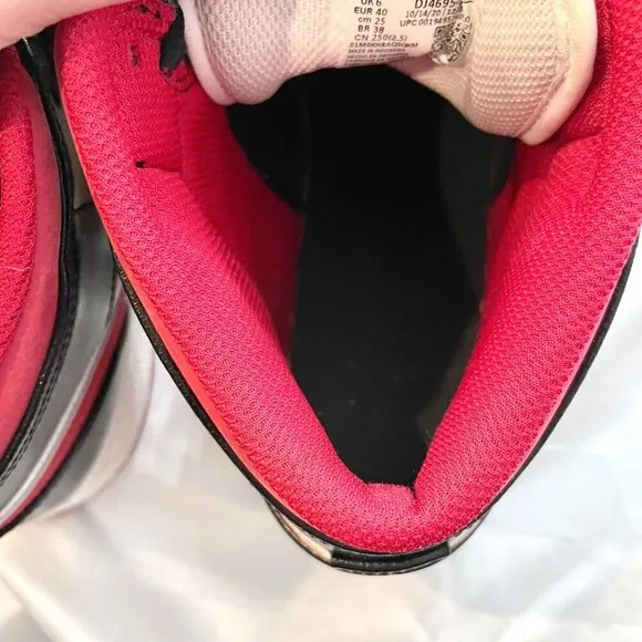 Nike Jordan 13 Retro Low Very Berry Sneakers Size 7Y/ Size Women's 8.5