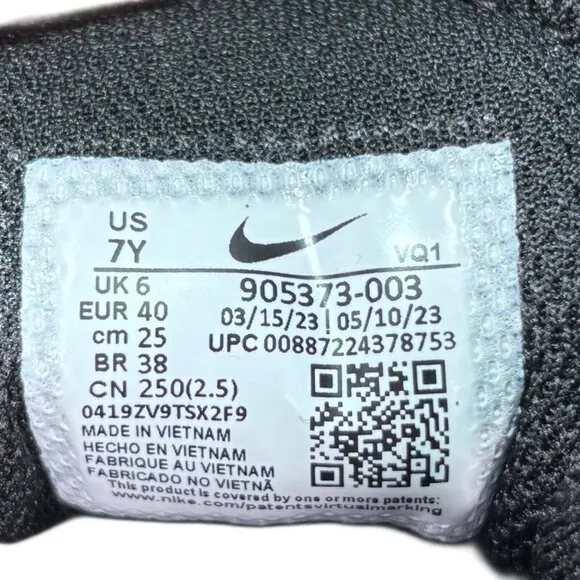 Nike SB Check CNVS GS Black/White Skate Shoes Youth Size 7Y UK 6 EUR 40 CM 25