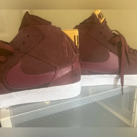 Nike SB Zoom Blazer Mid-Premium Skate Sneakers