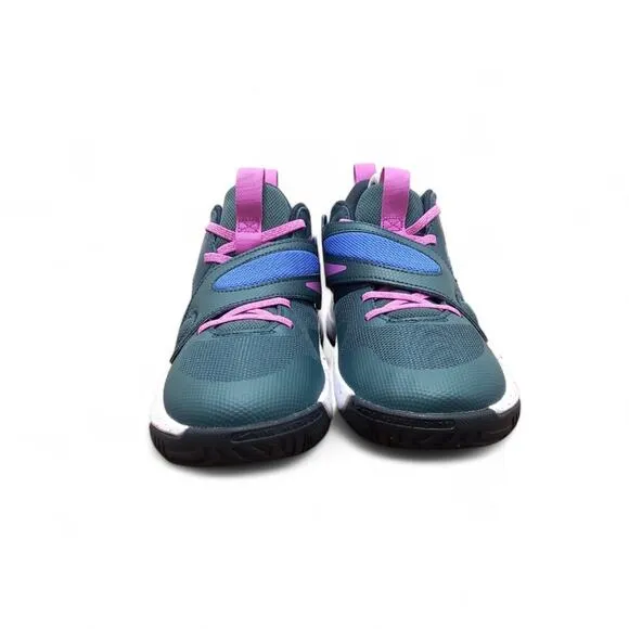 Nike Team Hustle D11 Basketball Sneakers Kids Size 6 Youth New In Box