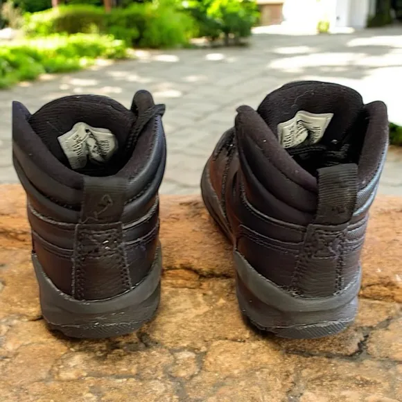 Nike Toddler Kids Manoa Leather &quot;Triple Black&quot; Sneakers