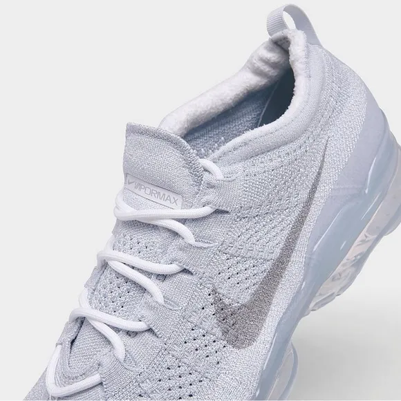 NIKE White and Gray AIR VAPORMAX Sneakers 2023 FLYKNIT RUNNING SHOES SZ 8.5