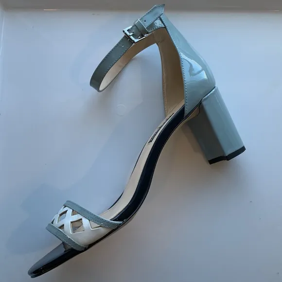 Nine West Paisley Open Toe Blue Patent Leather Block Heel Sandals