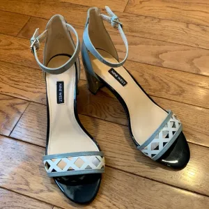 Nine West Paisley Open Toe Blue Patent Leather Block Heel Sandals