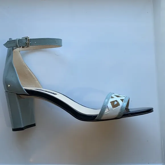 Nine West Paisley Open Toe Blue Patent Leather Block Heel Sandals