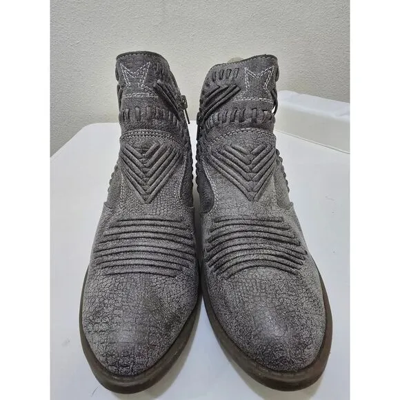 Not Rated Nosara Booties Boho Western Boots Chuncky Heel Vegan Women's Size 9