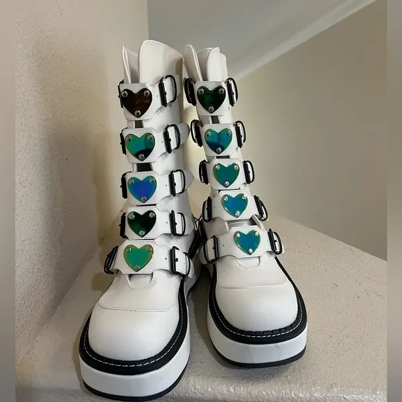 NWNT EMILY 330 WHITE MATTE 2&quot; PLATFORM MID CALF HEART COMBAT PUNK BOOTS size 11