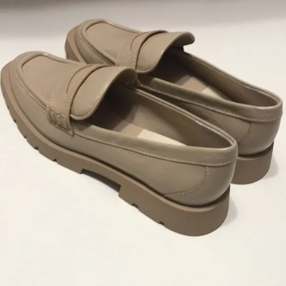 NWOB DOLCE VITA ELIAS LOAFERS SZ 9M