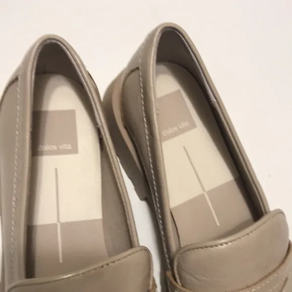 NWOB DOLCE VITA ELIAS LOAFERS SZ 9M