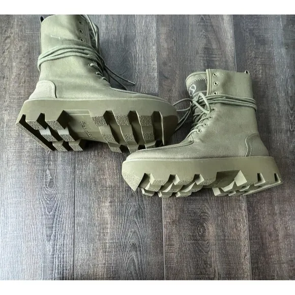 NWOB Franco Sarto Women's L-Margey 2 Combat Boots Green Size 8.5M Chunky Grunge