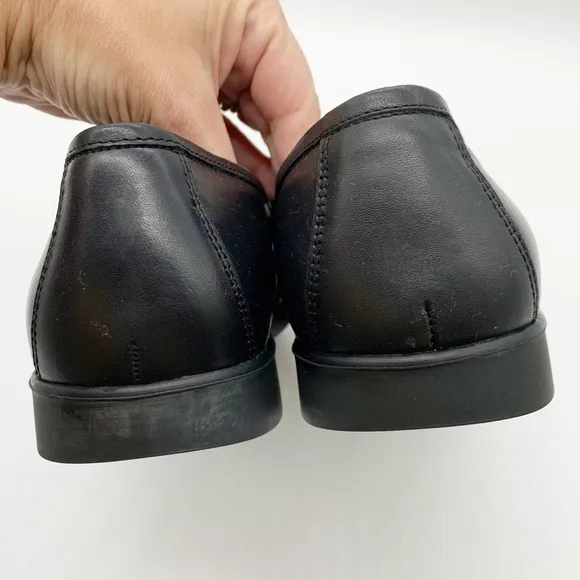 NWOB Inkerman NY Black Leather Slip On Penny Loafers Size 8