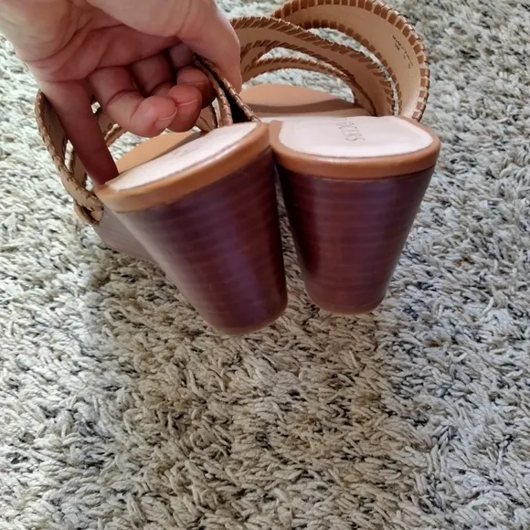 NWOB Jack Rogers Jackie Leather Open Toe Crossover Wedge Sandals tan sz 9