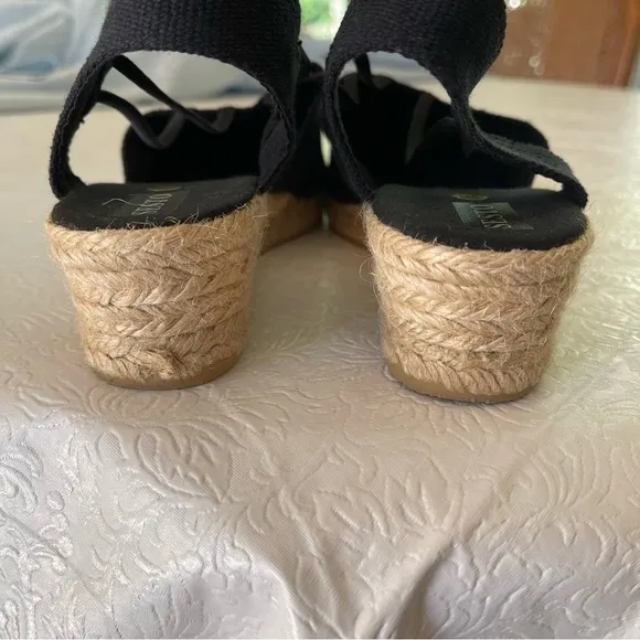 NWOB Sesto Meucci Black Canvas Espadrilles Made in Spain 10