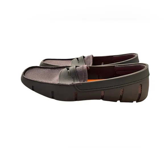 NWOB Swims Men’s Penny Loafers in Charcoal in size 11