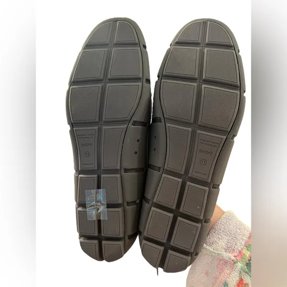 NWOB Swims Men’s Penny Loafers in Charcoal in size 11