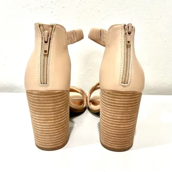 NWOT DV Dolce Vita Women's Bleeker Ankle-Strap‎ City Sandals Size 8.5