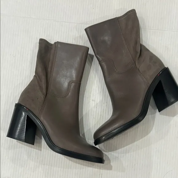 NWOT FRANCO SARTO Penelope Mid Calf Chunky Heel Leather Boots size 9.5