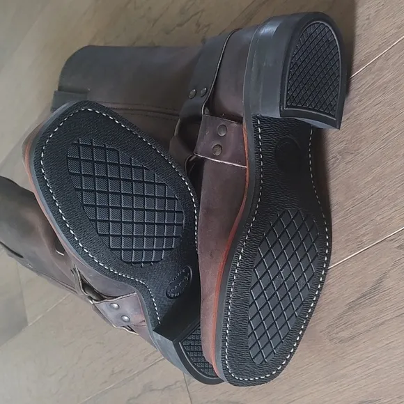 NWOT Frye Mens Harness 12R Leather Boot Dark Brown -7.5M -USA Made