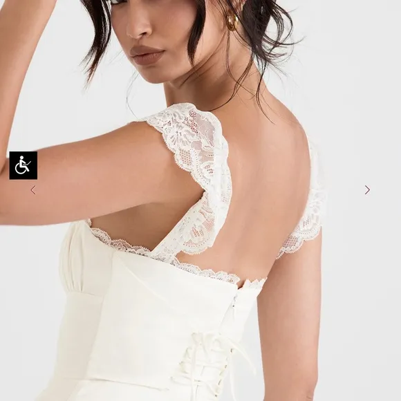 NWOT House of CB Kaia Dress M