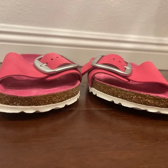 nwot nwob Birkenstock Women's Pink madrid big buckle Sandals 38 7.5