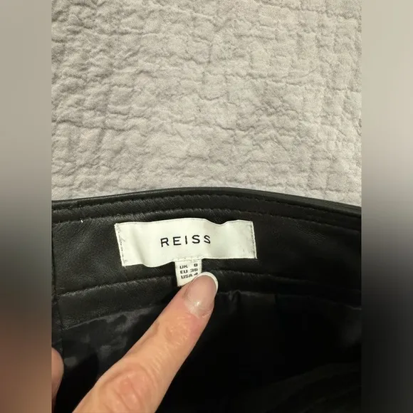 NWOT Reiss Black Leather Mini Skirt Size 4