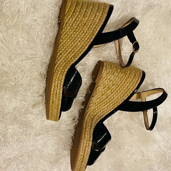 NWOT Stuart Weitzman Espadrilles