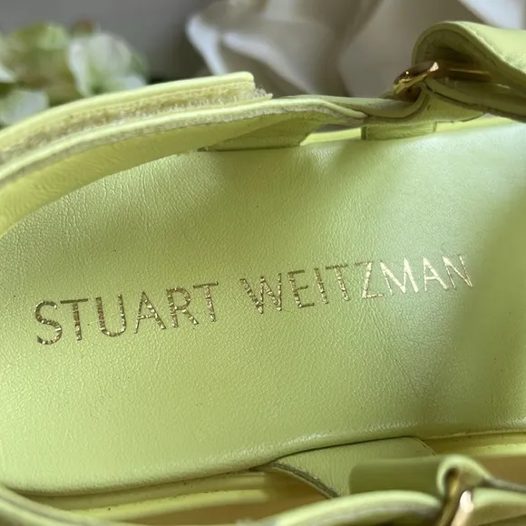 NWOT! Stuart Weitzman Moxie Sport Sandals in Citron Leather