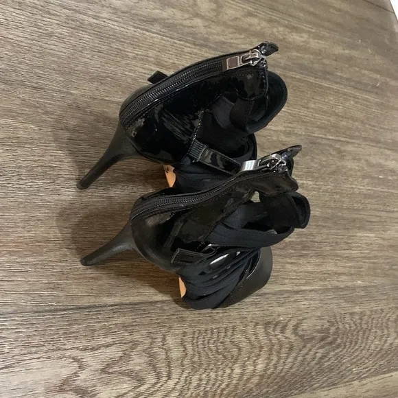 NWT BURJU Stay Strapped Open To Strappy Heeled Sandals | Size 11