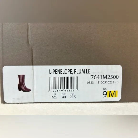 NWT Franco Sarto Penelope Plum Leather Mid-Calf Boot Size 9M
