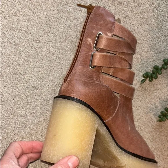 NWT Free People Brown Leather Heeled Boots with Chunky Heel