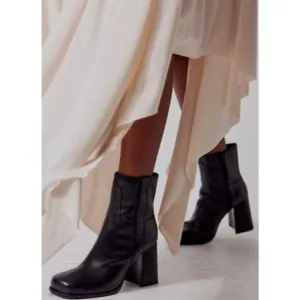 NWT Free People Naomi Ankle Heel Black Boots - Size 7