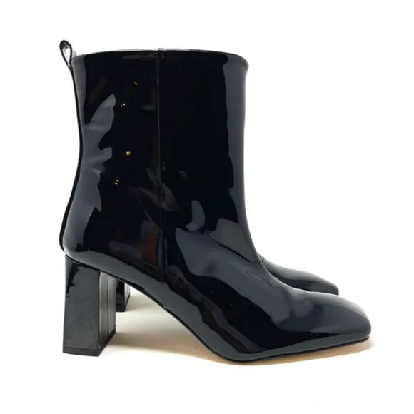 NWT Good American | Women’s black patent pull on square toe chunky heel, size 6
