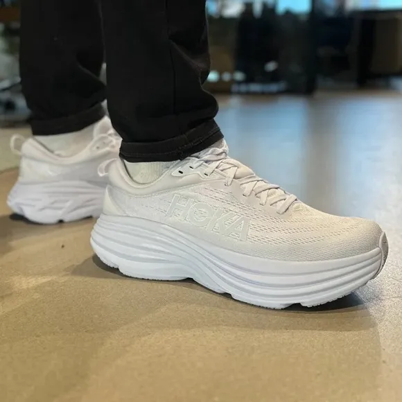 NWT Hoka Bondi SR Men's Low-Top Slip Resistant Sneakers in White