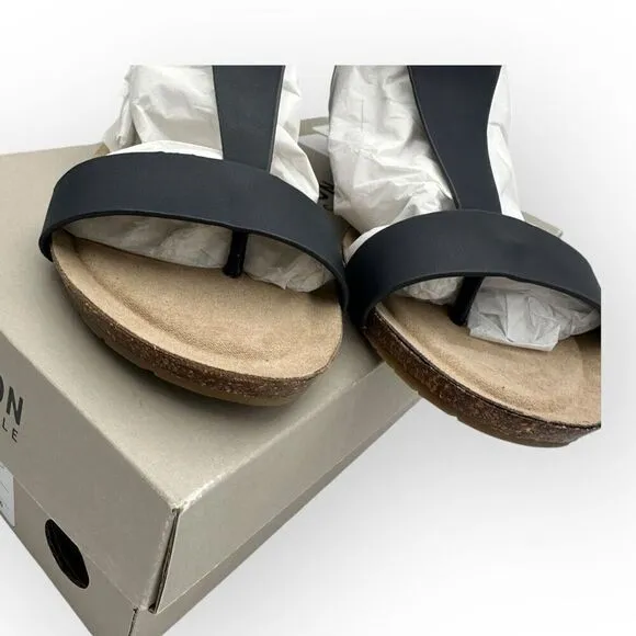 NWT Kenneth Cole Reaction Womens T-Strap Great Gal Wedge Sandals Navy Size 9.5