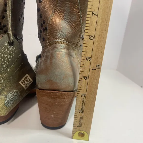 NWT LIBERTY BLACK BURNISHED GOLD BRONZE STUDDED BUCK MID CALF BOJO 6.5